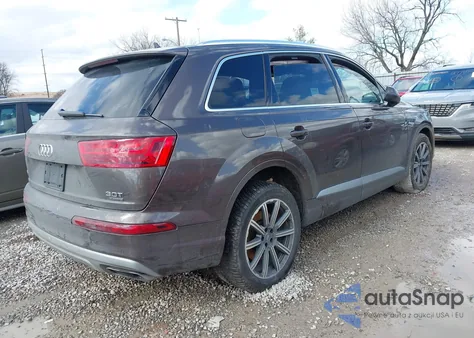 2018 Audi Q7 3.0T Premium z USA, uszkodzony, nr VIN WA1VAAF71JD007976
